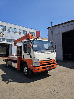 ISUZU эвакуатор с КМУ 2025